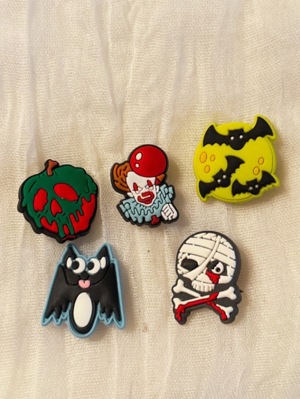 Set # 74 – 5 Pack Random Halloween Jibbitz/Croc Charms